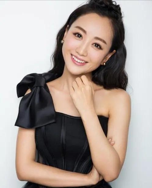 关晓彤为什么被称为京圈格格,关晓彤京圈格格怎么由来