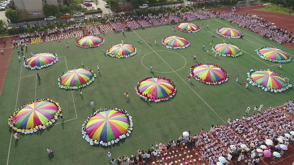 西安高新二小六一儿童节表演,2010年高新区小学六一文艺汇演