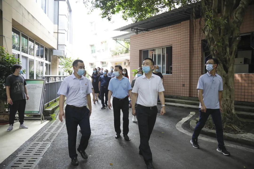 中学开学工作平稳有序,开学工作整体平稳有序