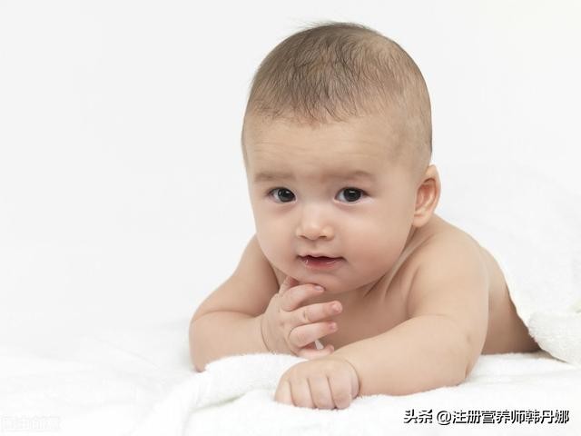 宝宝后脑勺头发短怎么解决,宝宝后脑勺头发稀疏是怎么回事