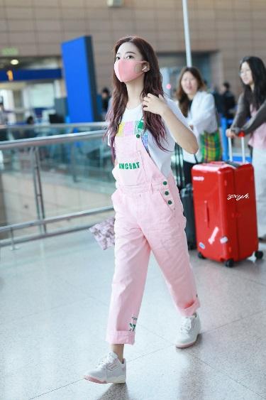 冠军champion王俊凯鞋,bally冠军运动鞋