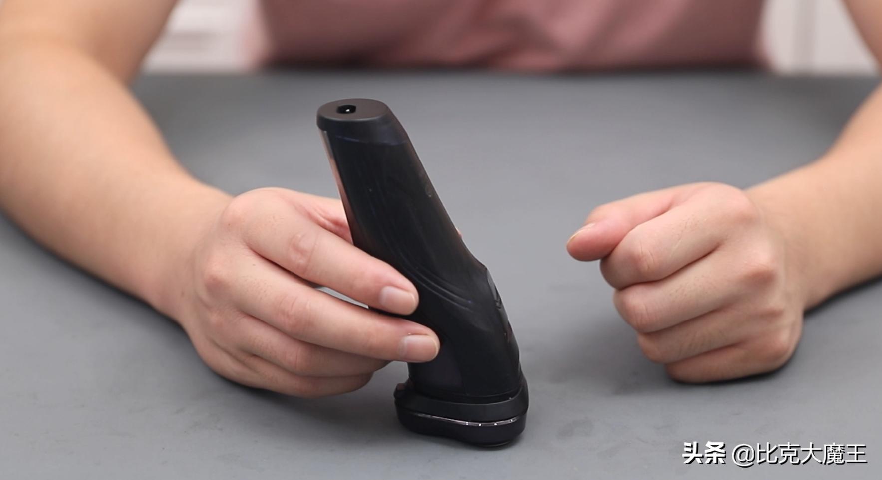 没有刮胡刀和刀片怎么刮胡子,刮胡刀刮胡子疼是因为刀片钝了吗