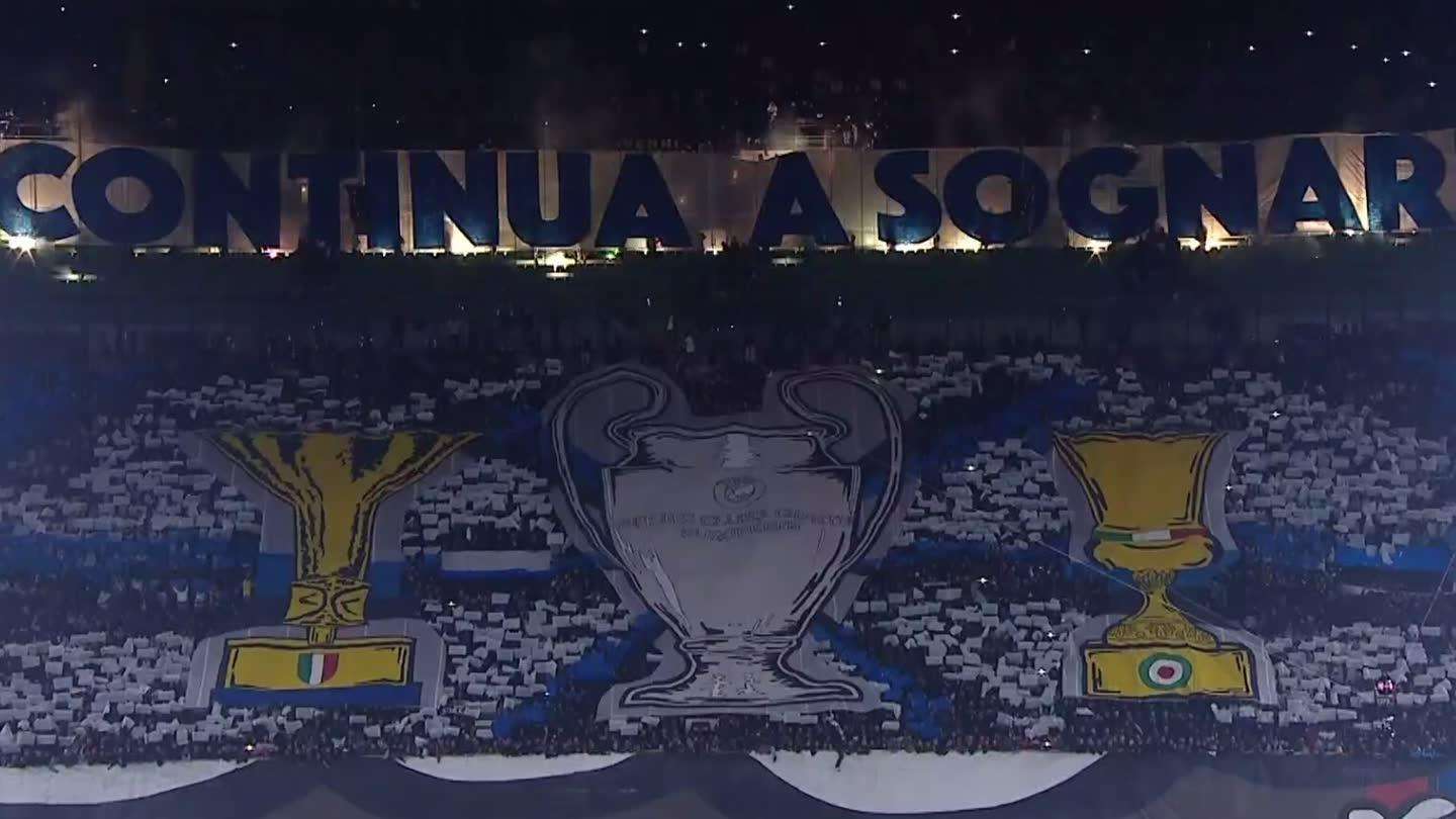 盘点足球场上震惊全场的动作,7分钟带你了解足球的魅力