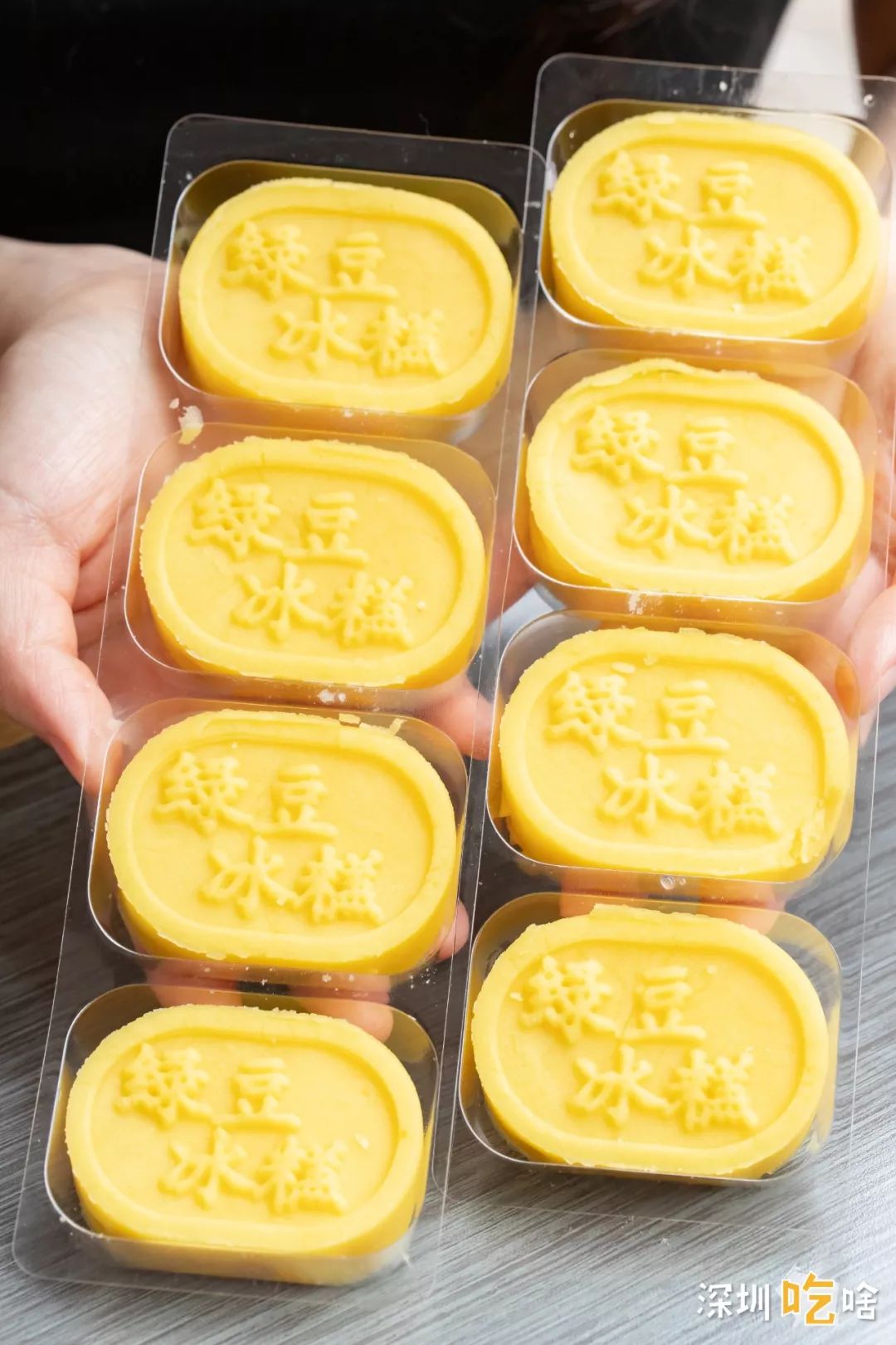 鲍师傅绿豆糕什么味的好吃,鲍师傅绿豆冰糕是酸的吗