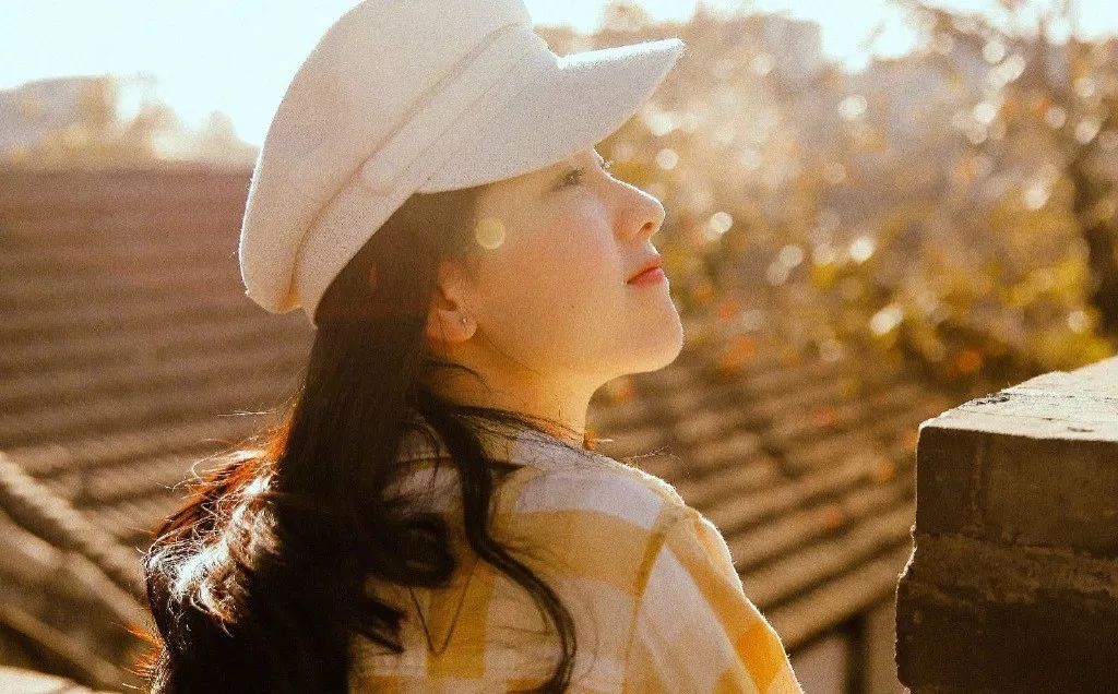 陈都灵绝美穿搭,陈都灵最新穿搭图