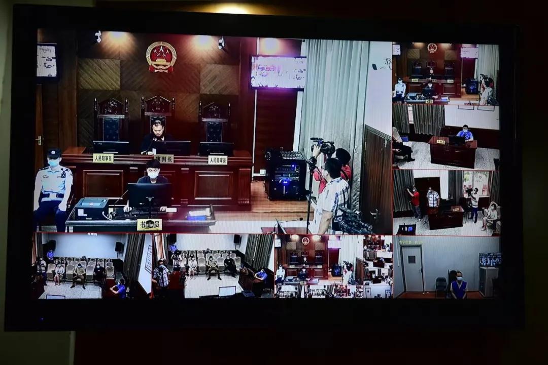 大胆！两名男子竟然在南宁一小区内自产自销*麻大**...