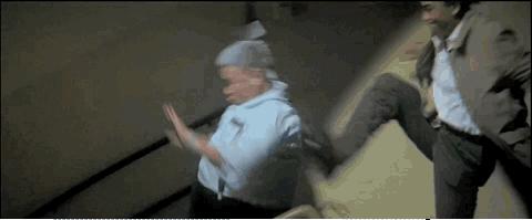 他是香港最低调的影帝,梳起飞机头他又是令人闻风丧胆的江湖大佬