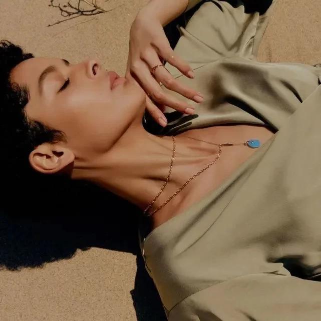 我们来了t台秀音乐,我们来了珠宝设计师