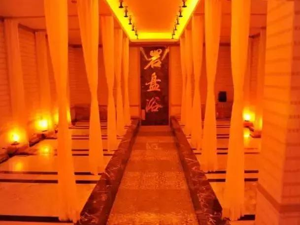 北京洗浴温泉休闲会所排名前十,天冷了北京10大温泉度假村等您泡