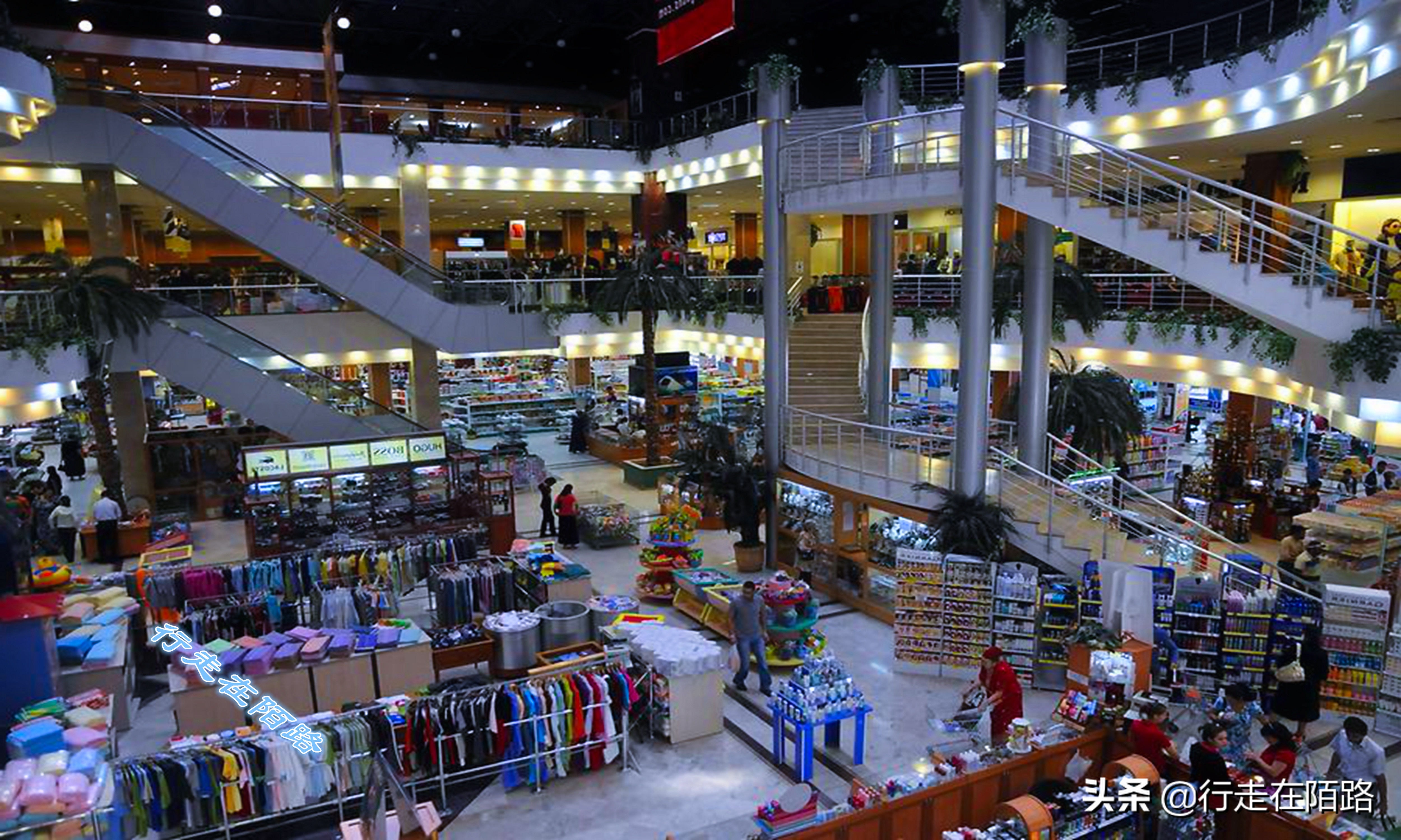 阿富汗地震之后被毁的家园,阿什哈巴德地震