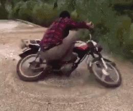 不作死不会死搞笑片段,不作死就不会死搞笑小视频