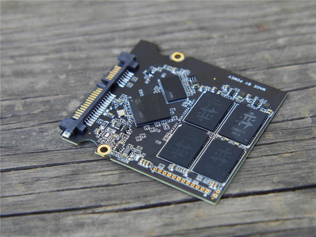 光威Gloway弈系列240GBSSD固态硬盘使用体验