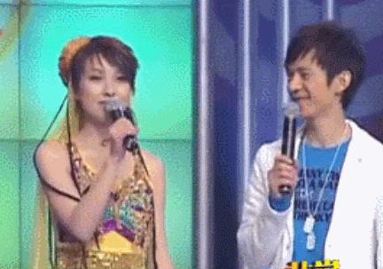 吴昕说自己一哭就上热搜,吴昕回应自己的热搜体质