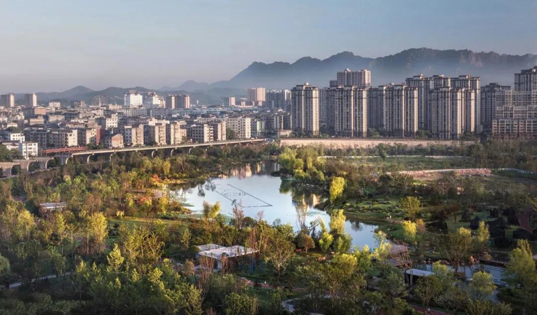 当圣诞遇上星巴克|槠溪四季展厅开放日,邂逅属于你的冬日温暖