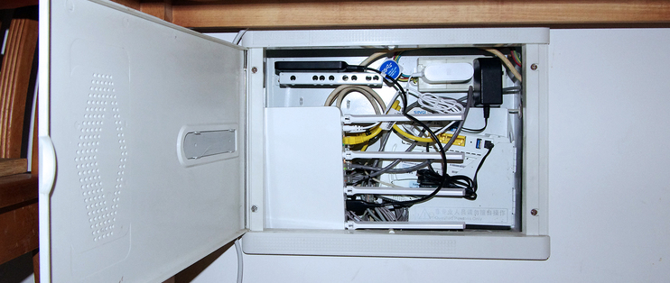 我是如何把两万兆带宽怼进弱电箱里的?