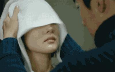 宝贝你秃了,是时候剪刘海了铁刘海又该重出江湖了