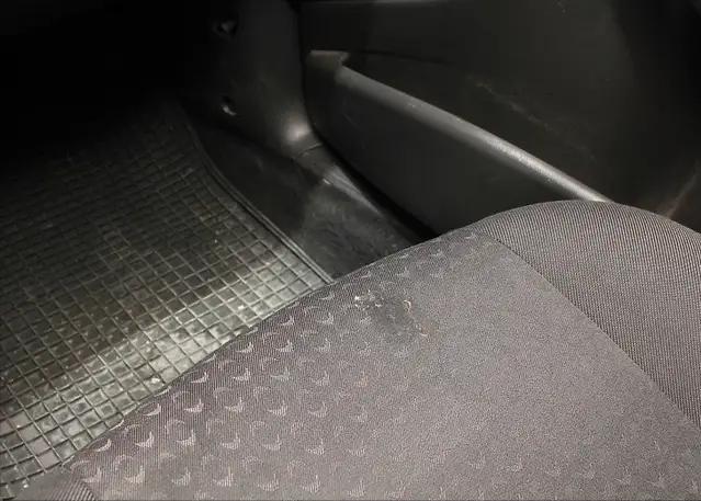 如何使用小苏打清洁,小苏打可以清洗汽车内饰