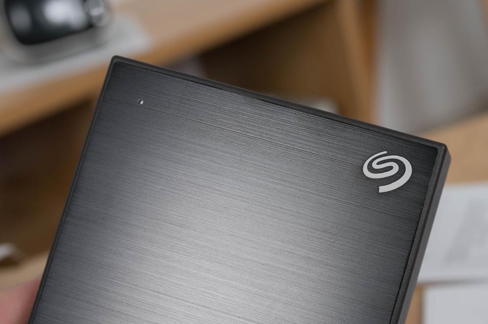 向“神坑”网盘说一声goodbye:4T移动硬盘白菜了:值得收割不?