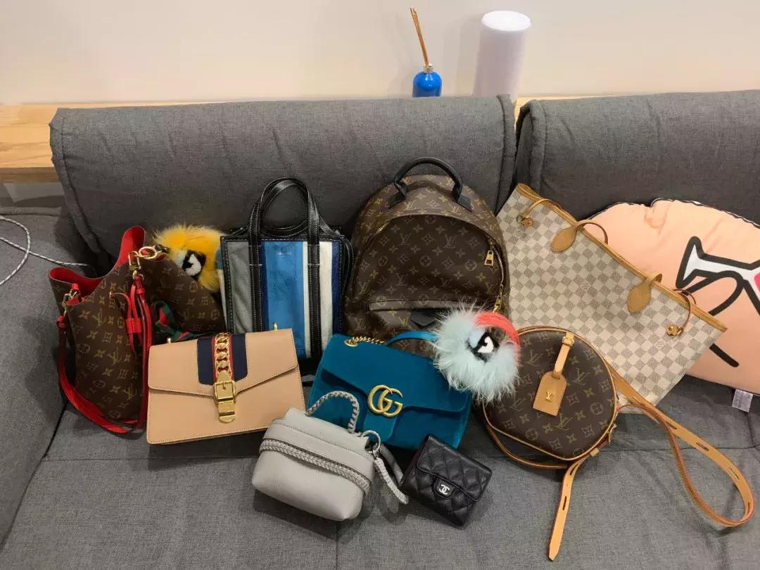 lv现在值得购买吗,lv买真的划算还是假的划算