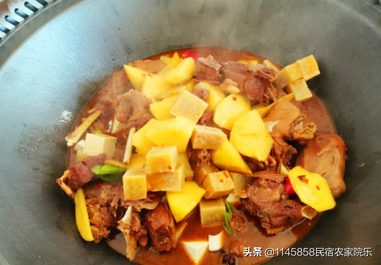 北京延庆王家堡地锅粗粮馆，吃了太多地锅鸡！这次换特色甲鱼试试