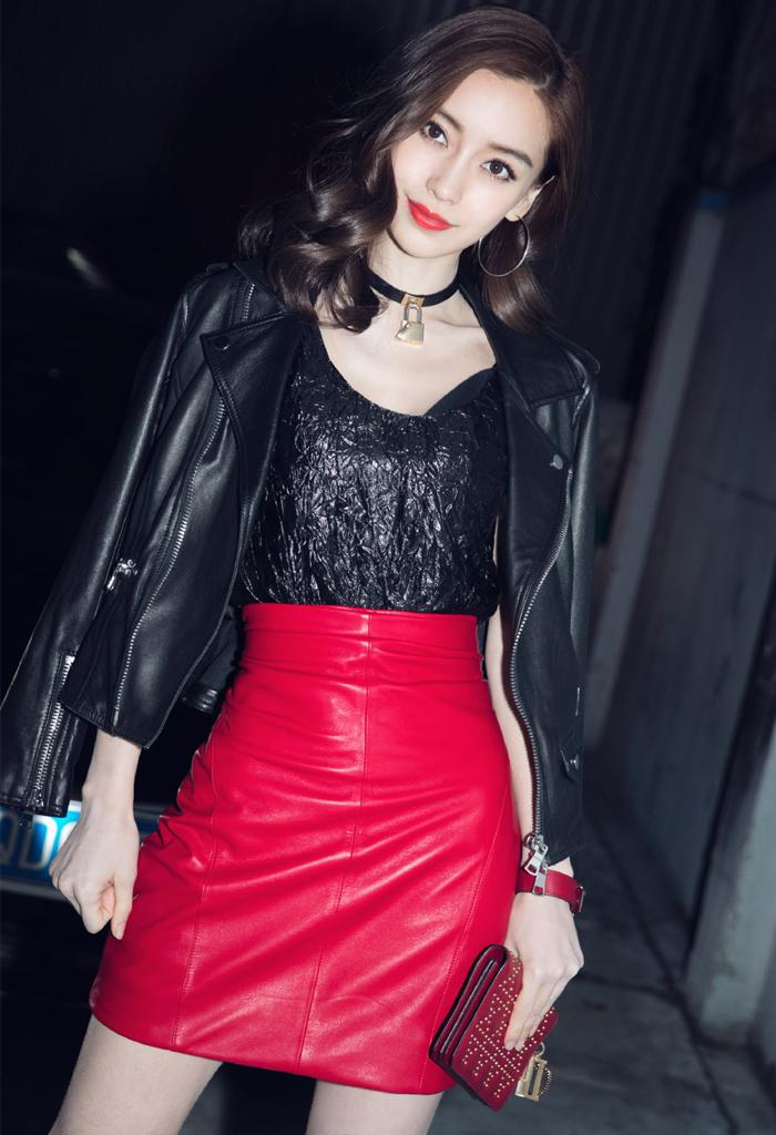 新中式皮衣内搭搭配才显高级,皮衣怎么搭配才显高级秋冬