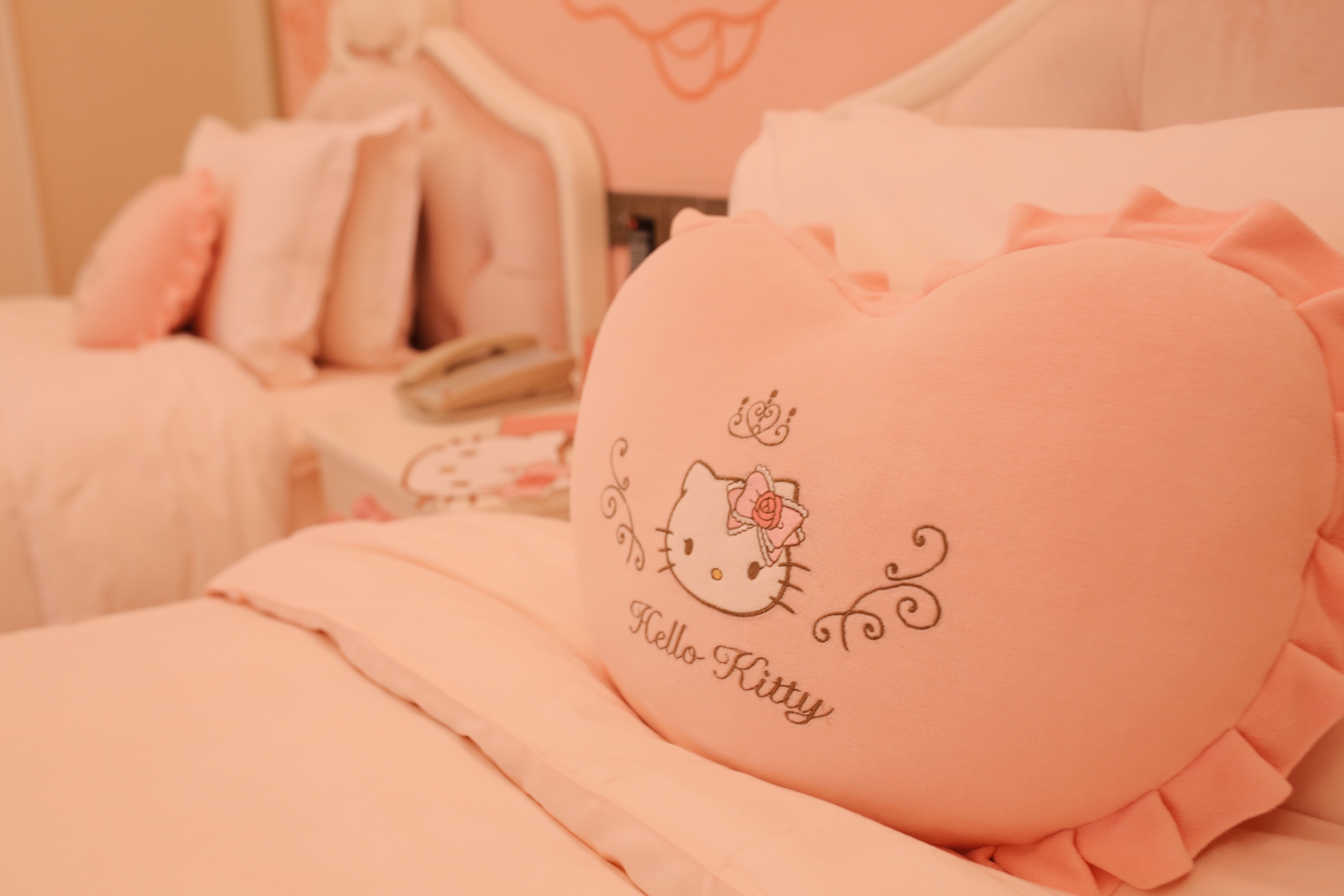 hellokitty乐园童话世界,浙江hellokitty乐园城堡酒店