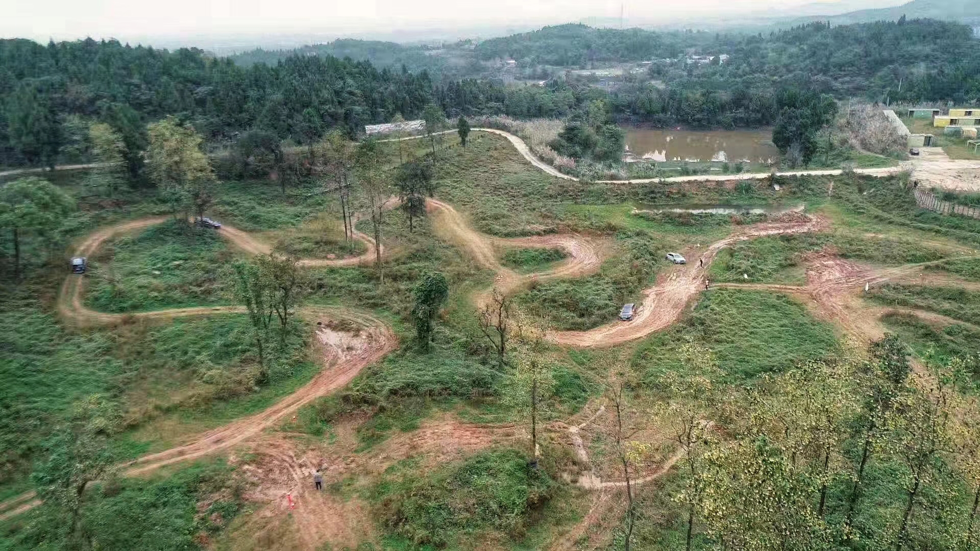 试驾斯巴鲁七座suv2.4l,斯巴鲁suv运动版试驾视频