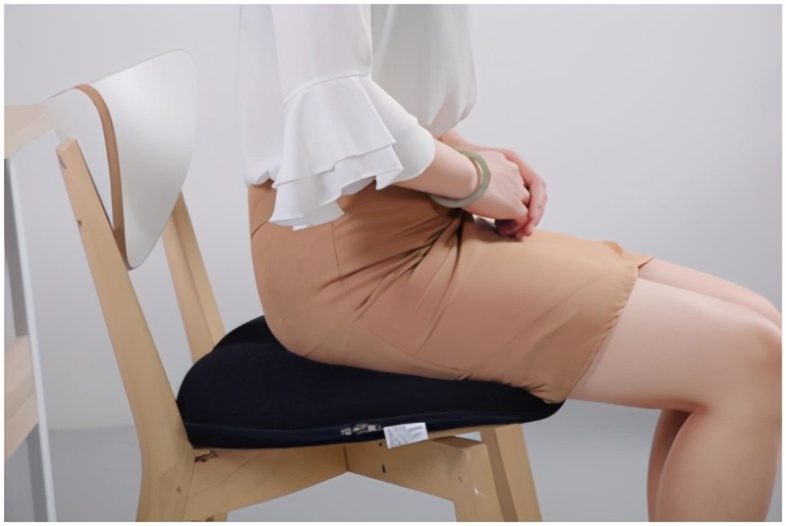 内痔怎么治，教你这个小妙招，让你不再菊花残