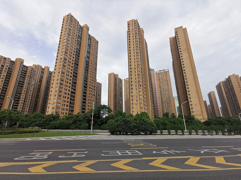 买房中户选择西边还是东边,买房中户选东边户好还是西边户