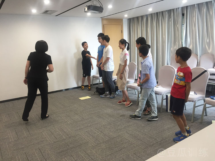 怎么讲好话才能提高口才,怎样才能提高自己的口才