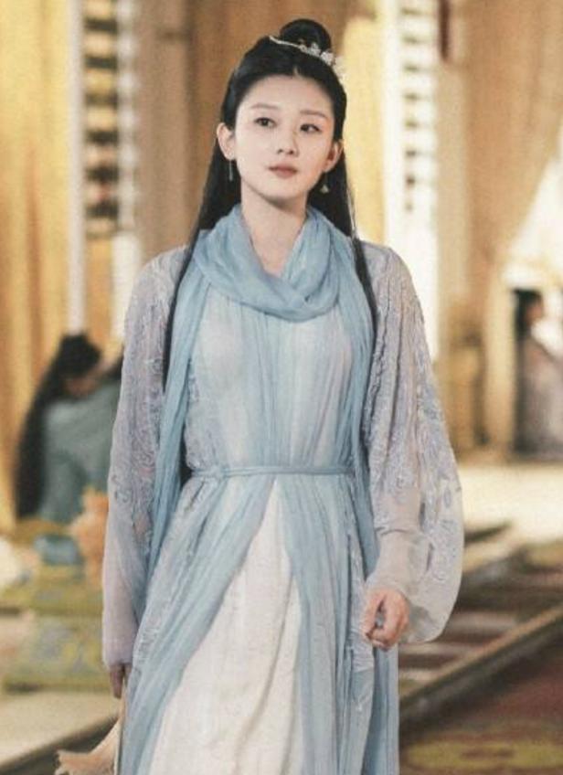 斛珠夫人杨幂大婚,袁雨萱和杨幂的关系