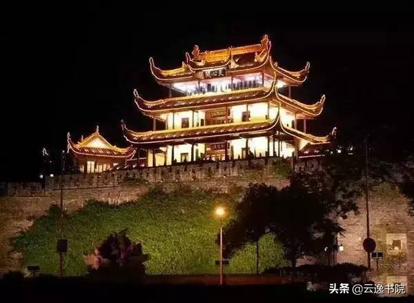 中国八大长联，留下来吓人也是好的