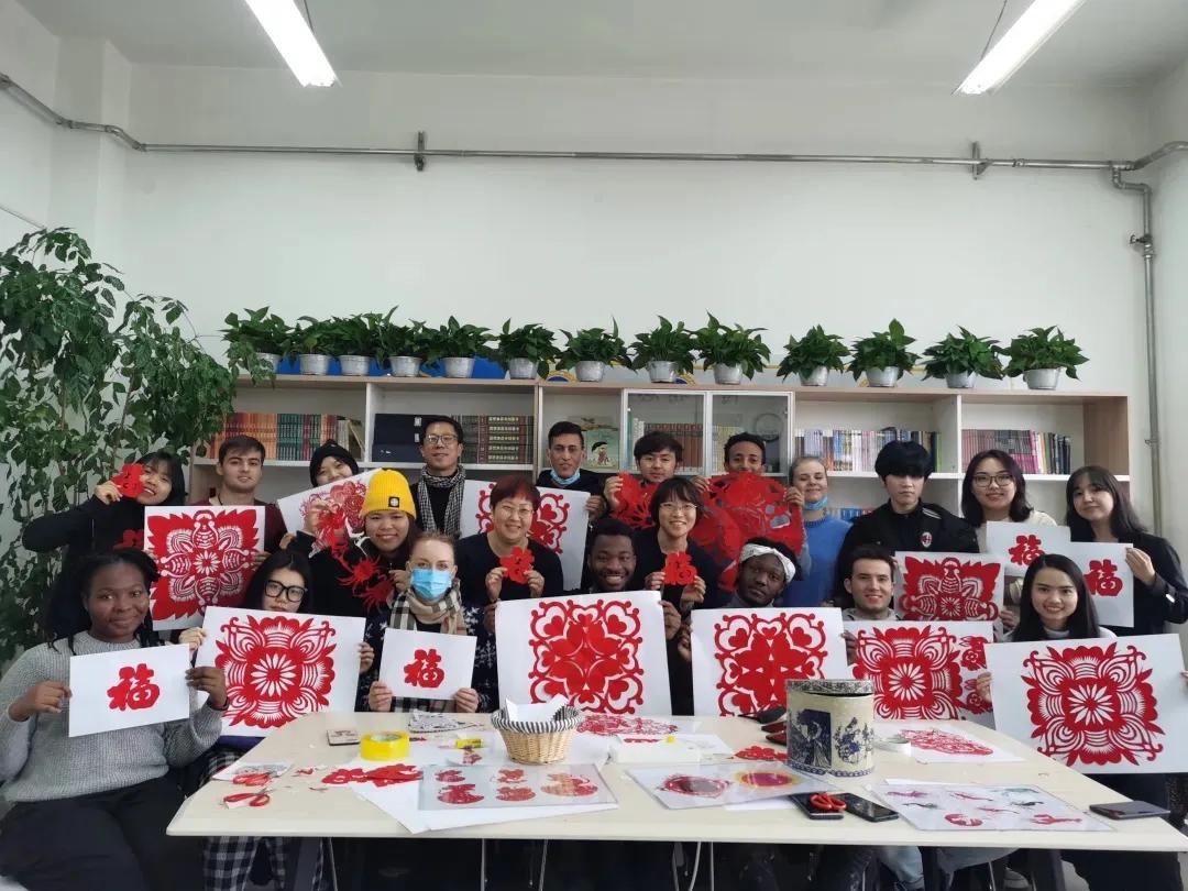 院系风采视频,汉学院招生简章