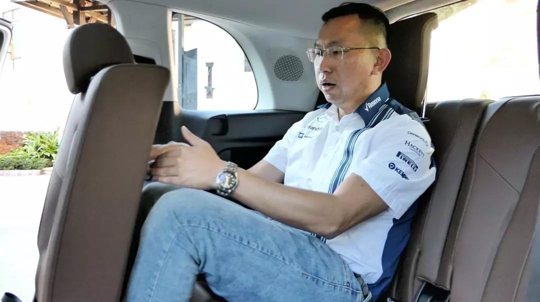 新款奔驰glb2.0tsuv到底好不好,梅赛德斯奔驰glbsuv产品解析