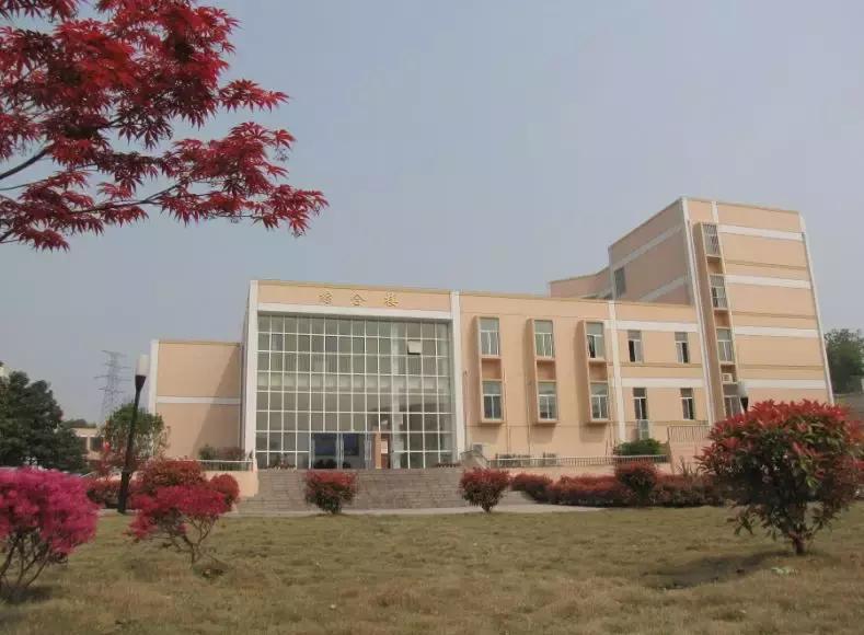 江浦高级中学算不算重点高中,江苏省江浦高级中学在全国出名了