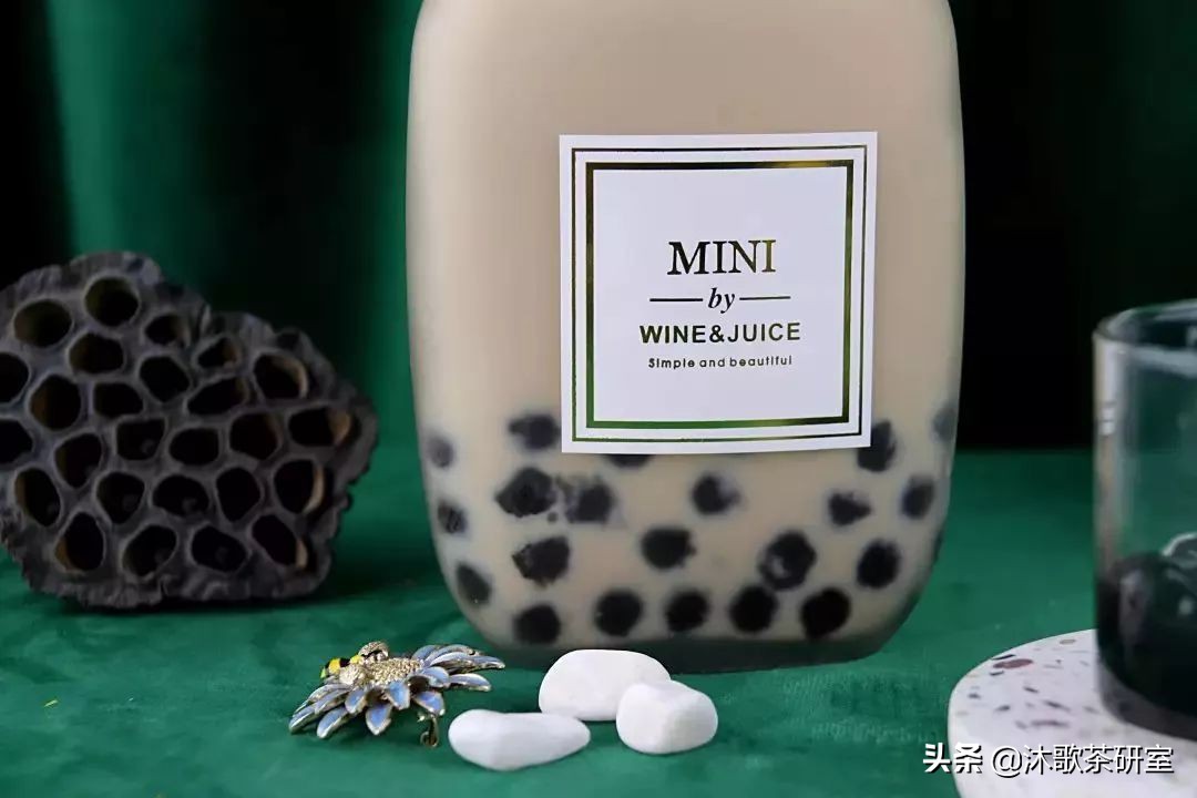 饮品店怎么度过寒冬淡季,冬季饮品店做什么