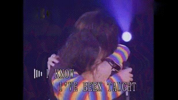 陈奕迅和谢霆锋的歌,陈奕迅比谢霆锋差几岁