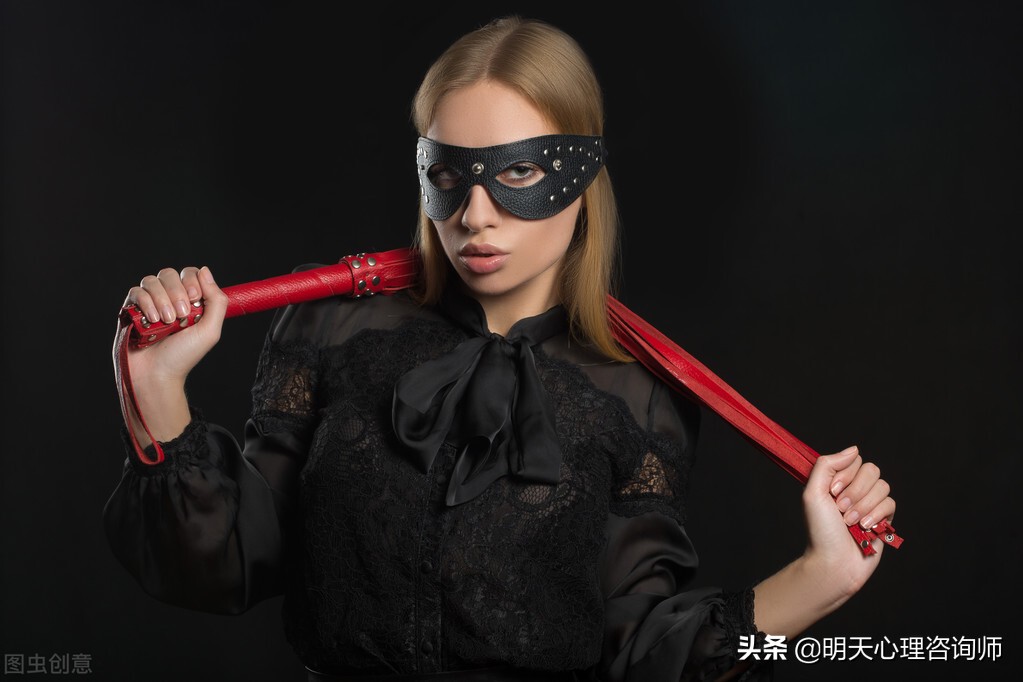 《BONDING》你是不是对BDSM也有这些误区？