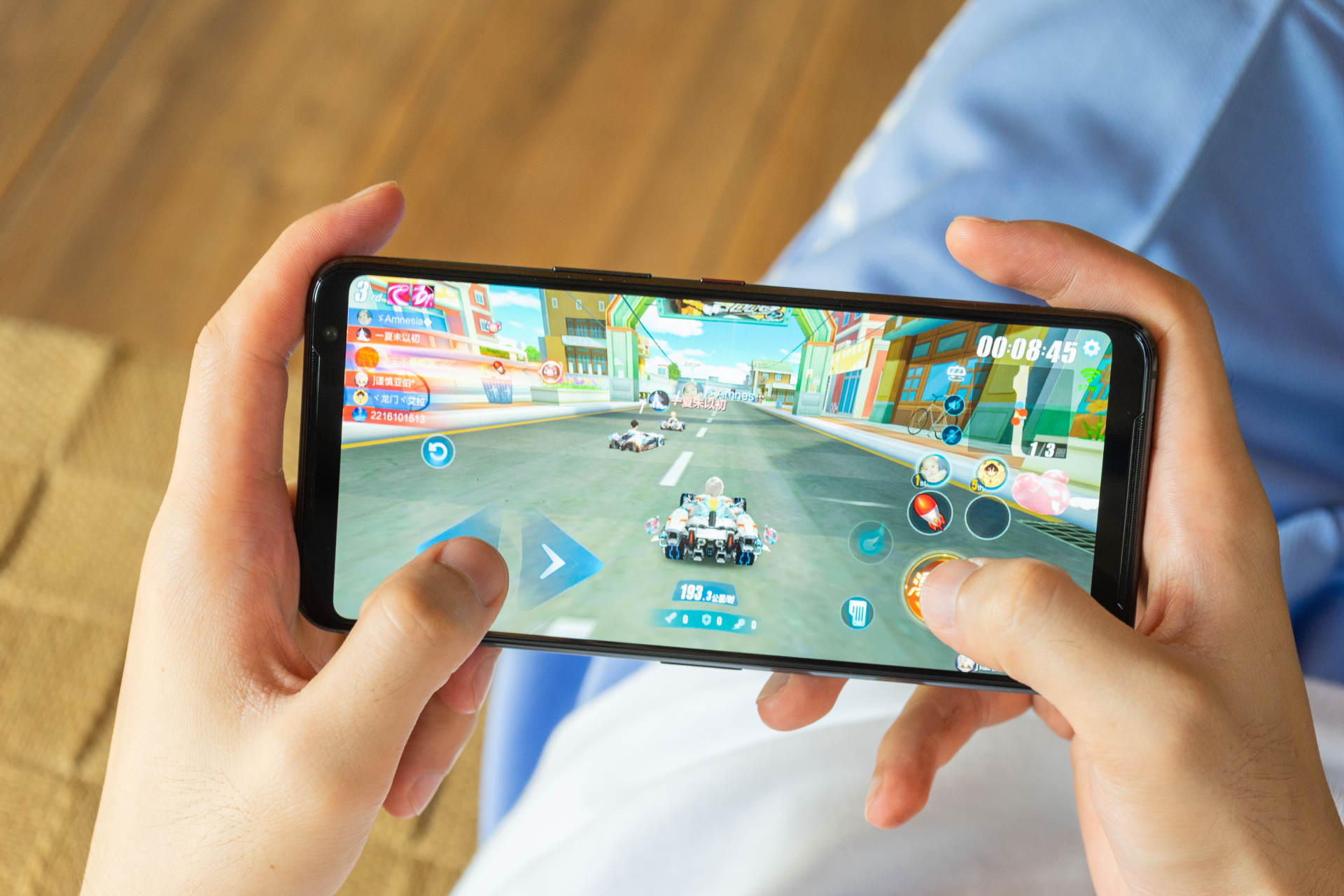 恋爱一周年送男生什么礼物推荐,双旦送女朋友什么礼物合适