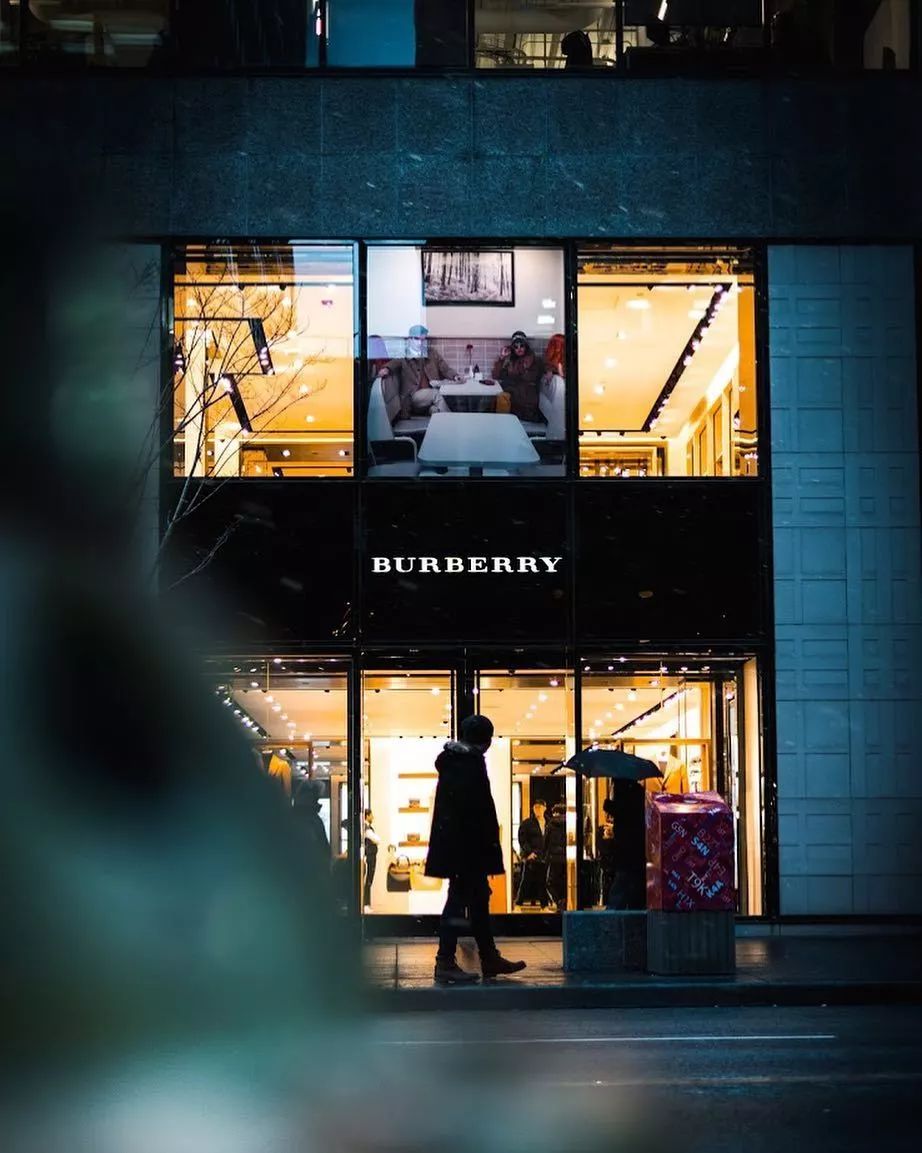 换季了又到了没有衣服穿的季节了,还在为换季买衣服发愁吗