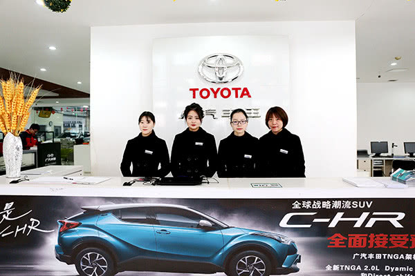 初中毕业升大专学什么专业好,我女儿初中毕业读什么专业好