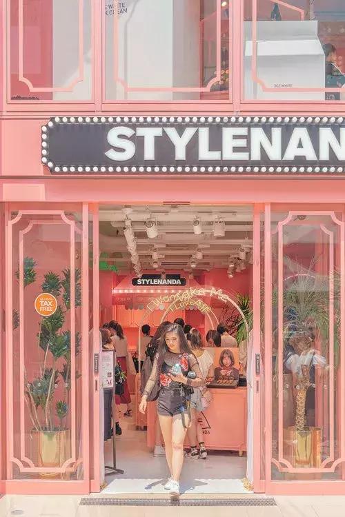 阴雨天怎么拍风景视频,下雨天如何拍出氛围感大片