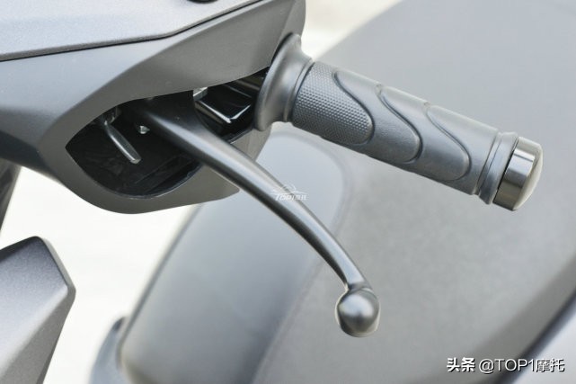 新大洲本田裂行125质量好吗,没abs的125安全吗