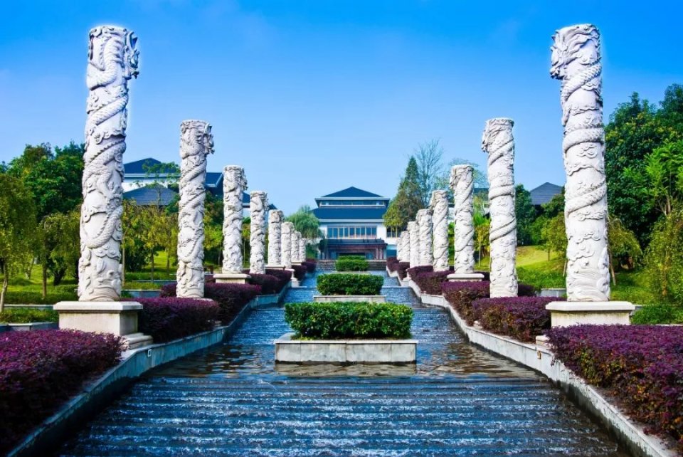 中国十大温泉城市,中国特别有名的十大温泉馆