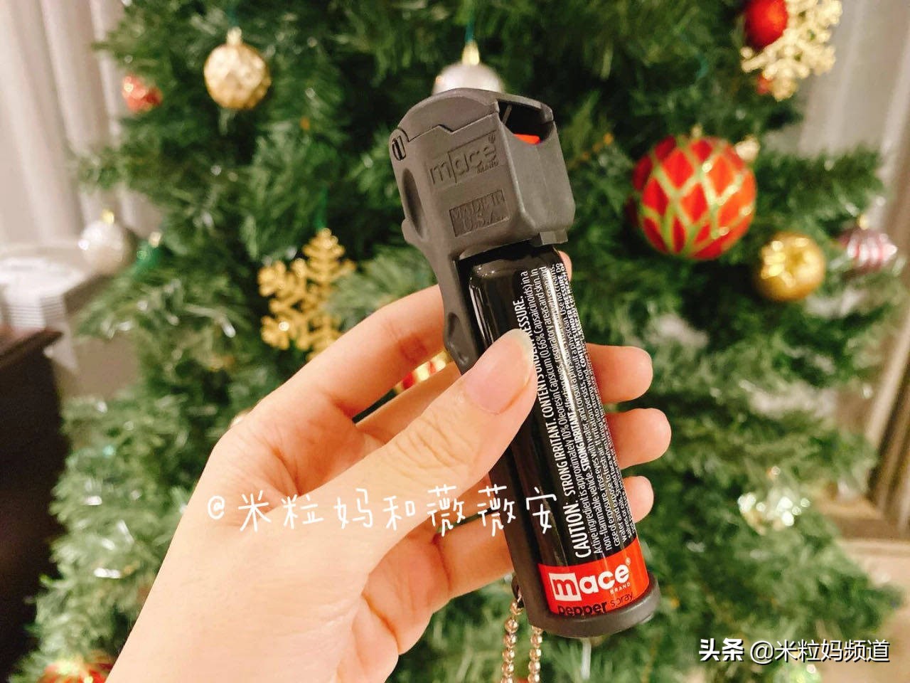 电梯9岁女孩机智自救,女人电梯自救