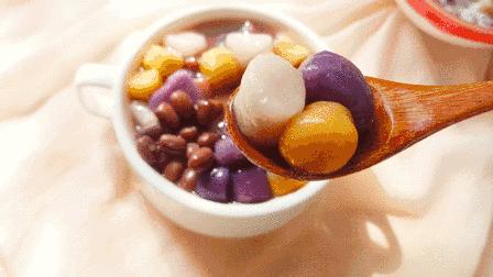 勾芡是用淀粉好还是面粉好,勾芡玉米淀粉与面粉的区别