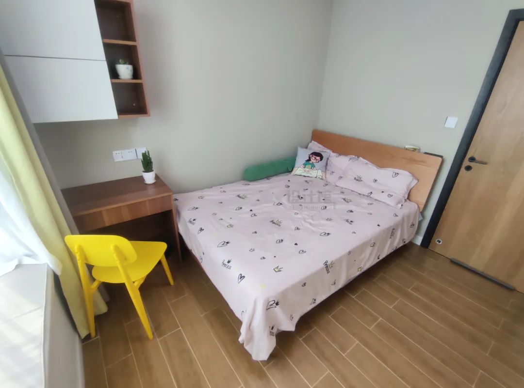 木纹砖好还是木地板好,木纹砖与木地板哪个划算