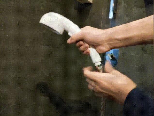 这辈子的澡都白洗了！日本336个增压细密喷射孔，洗澡比SPA还舒服