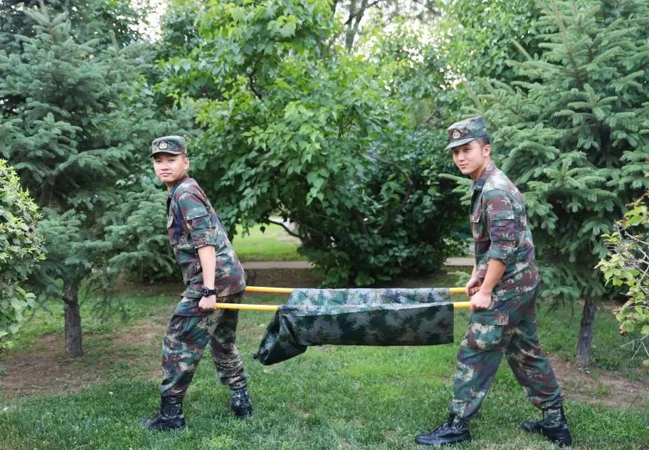 军营新款中款加厚雨衣,军用雨衣解放军