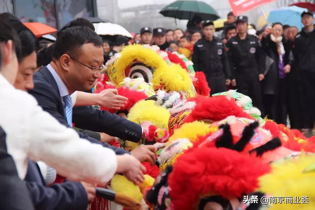 最新南京超级商业体,南京新开业商业综合体